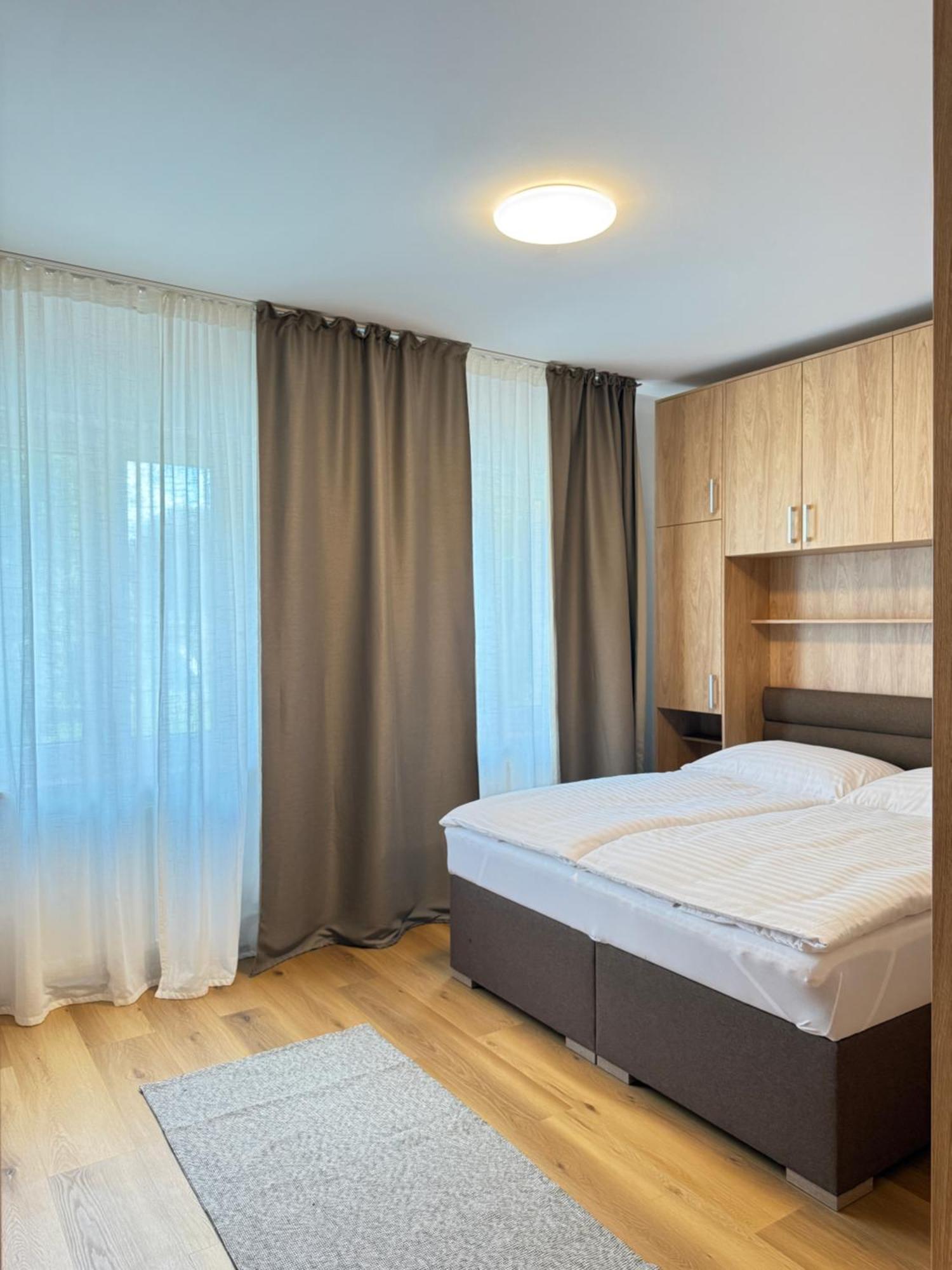 Riverside Apartment Praha Exterior foto